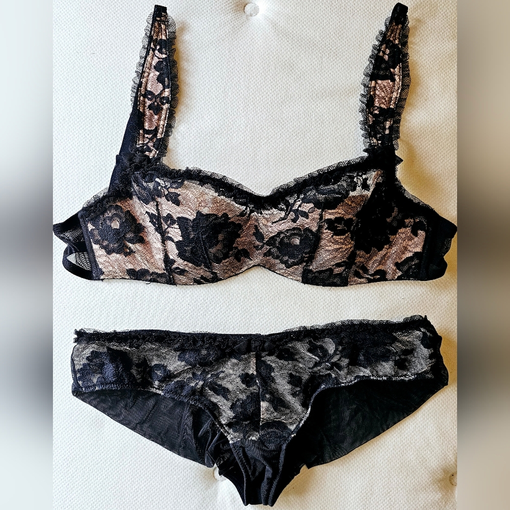 Chantal Thomass Floral Lace Black Cream Lingerie Set 28D Bra and Panty M